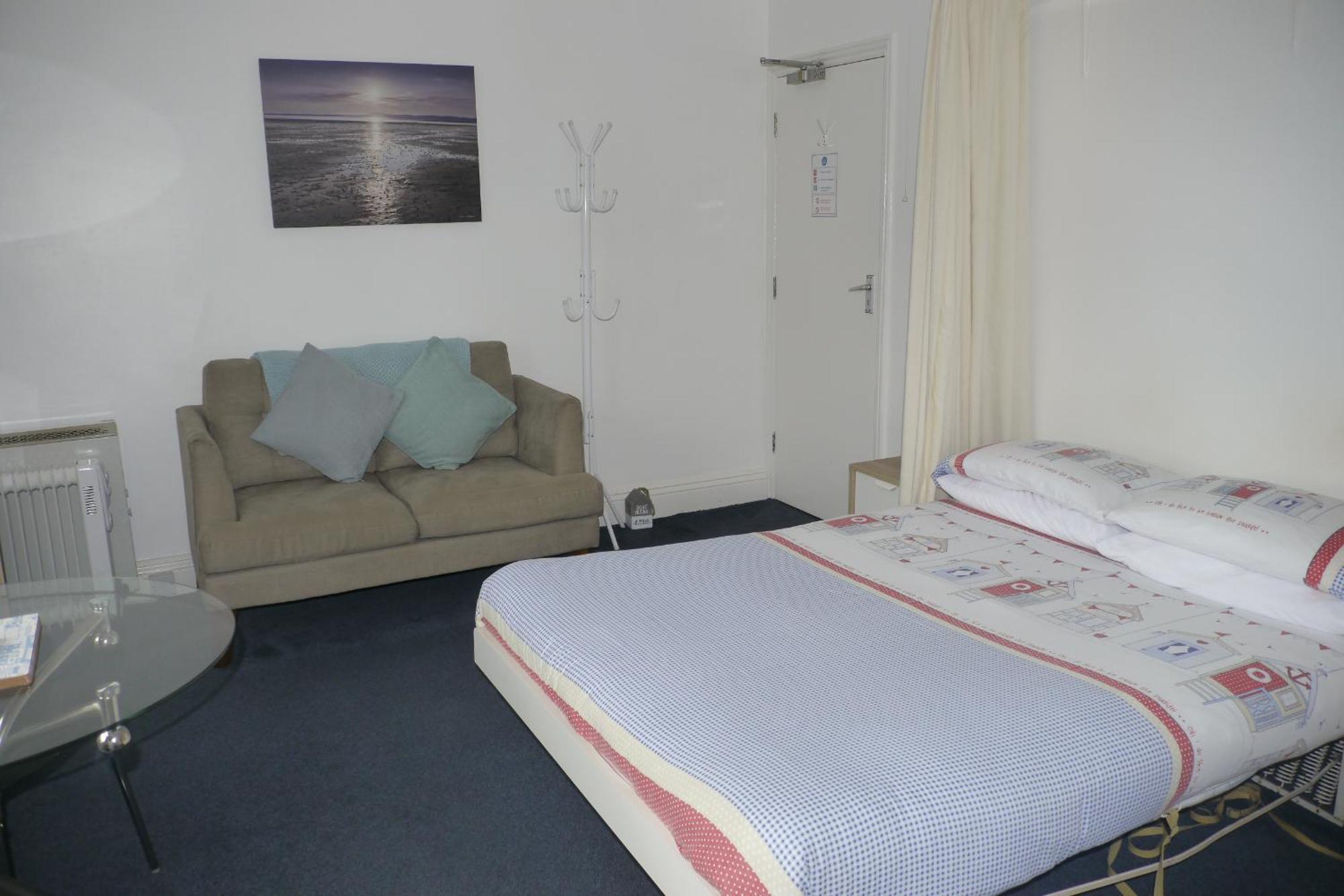 Broadshade Holiday Apartments Paignton Rum bild